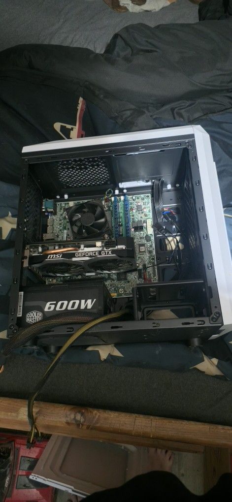 Gaming PC 300 Obo