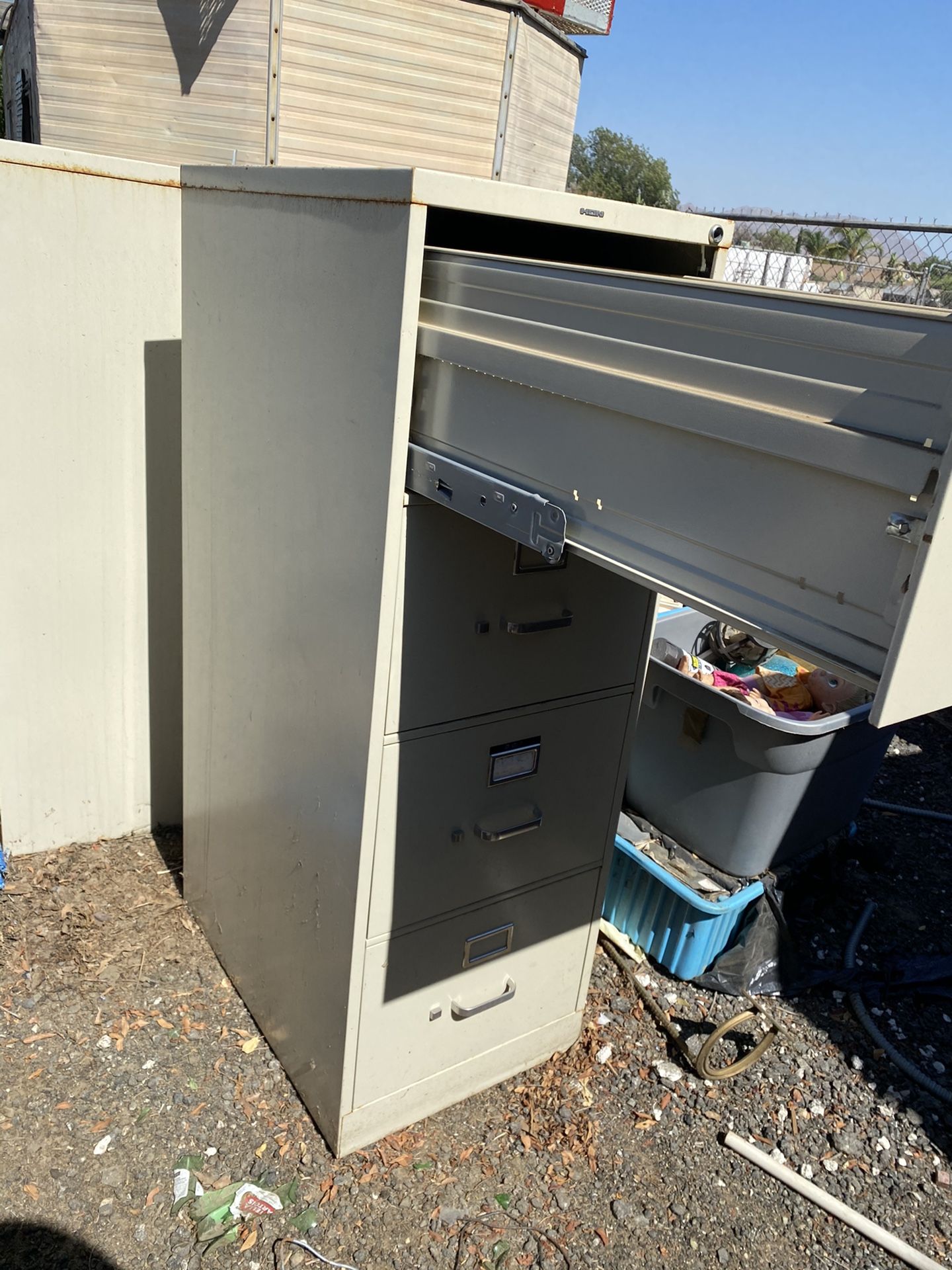 File Cabinet 5 Feet Tall By 24” Deep Each One Its 50 Bucks