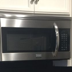 Frigidaire MW Over Range-VENTED