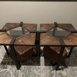 Set of 2 Modern End Tables 