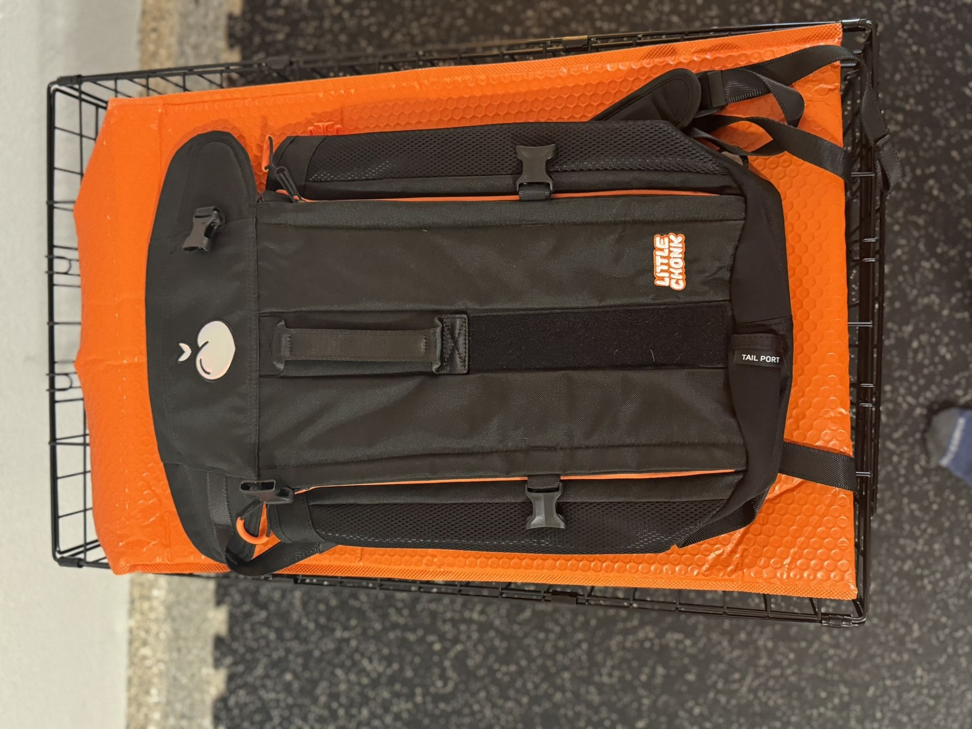 Dog Back-pack Little Chonk - Medium