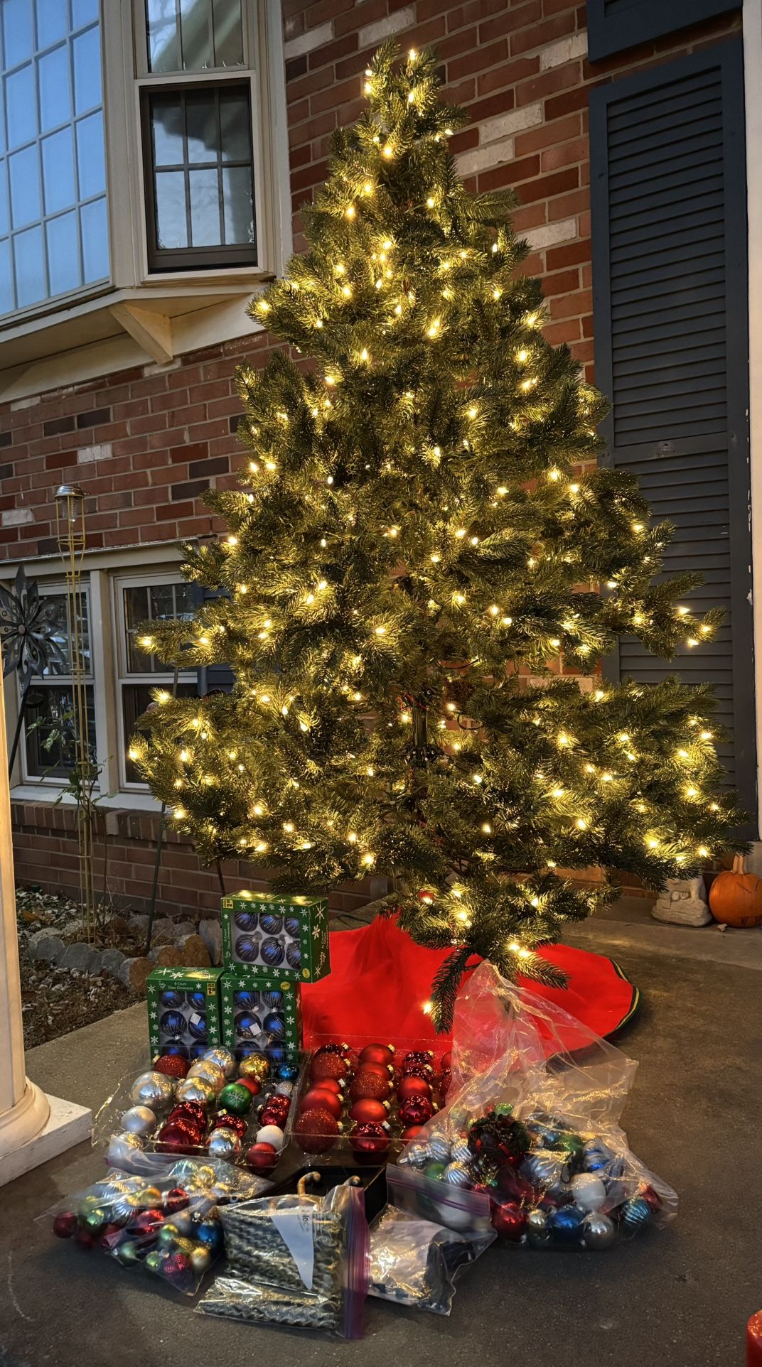 Prelit Christmas Tree W/EVERTHING