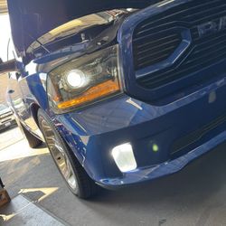 Car Led Headlights Kit Model H11 (Same As H8 H9 H11b H16)   $30 COMPLETE KIT  2 BULBS for: Headlights, Low beam, High beam, DRL or Foglights 9006 H11