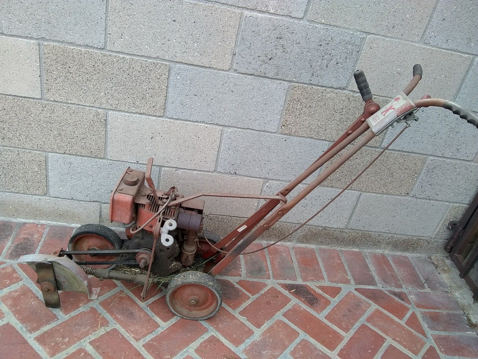 vintage King o lawn edger for Sale in La Mirada, CA OfferUp