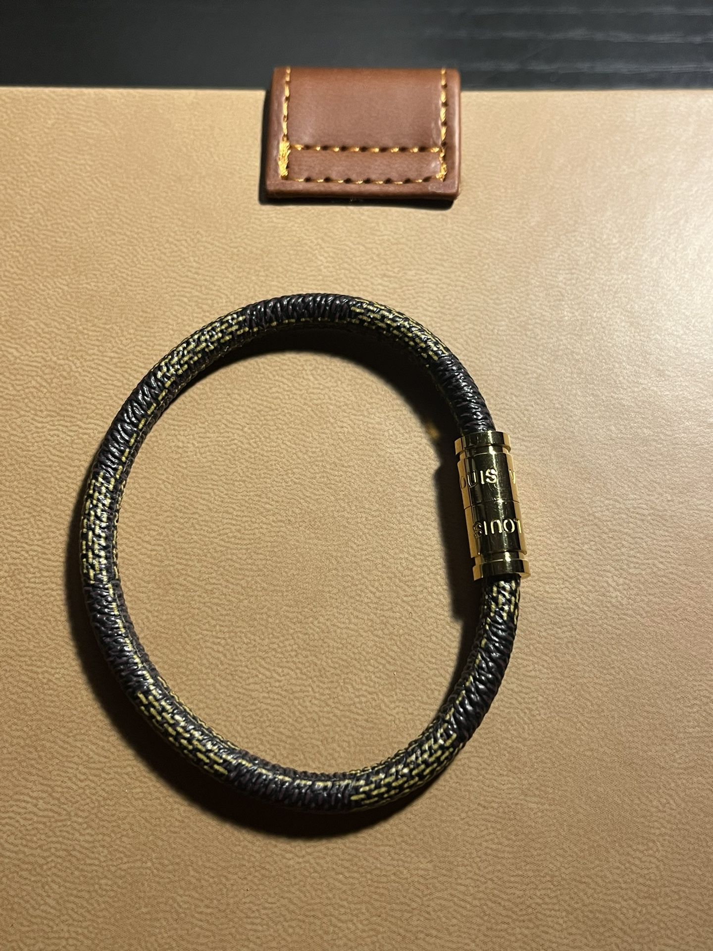 LV Bracelet Unisex Magnet 