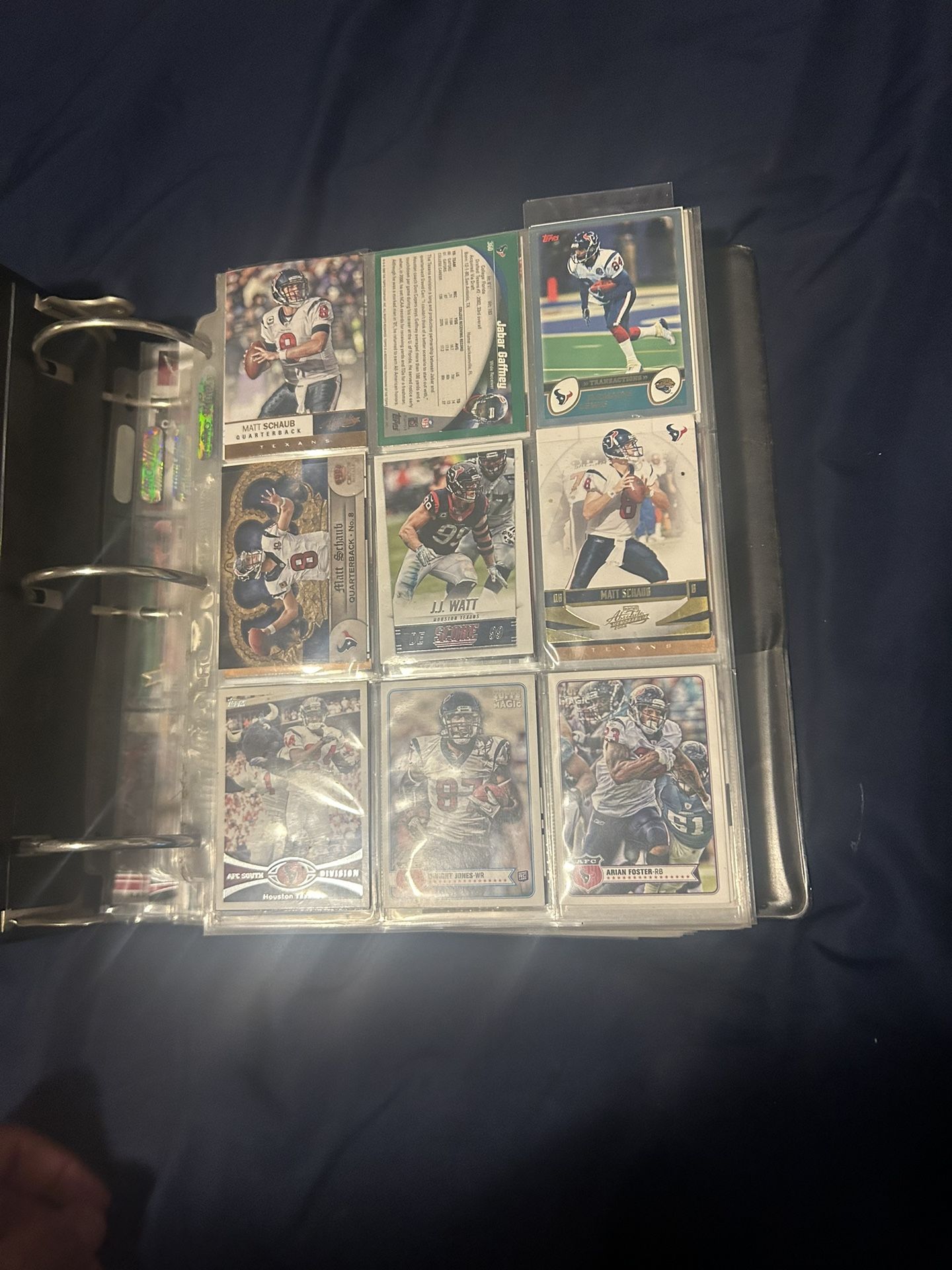 FULL BINDER OF VINTAGE FOOTBALL CARDS