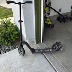 Lascoota Scooter