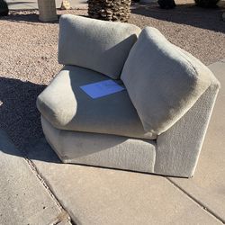 Free- curb alert - in driveway -section from sectional couch