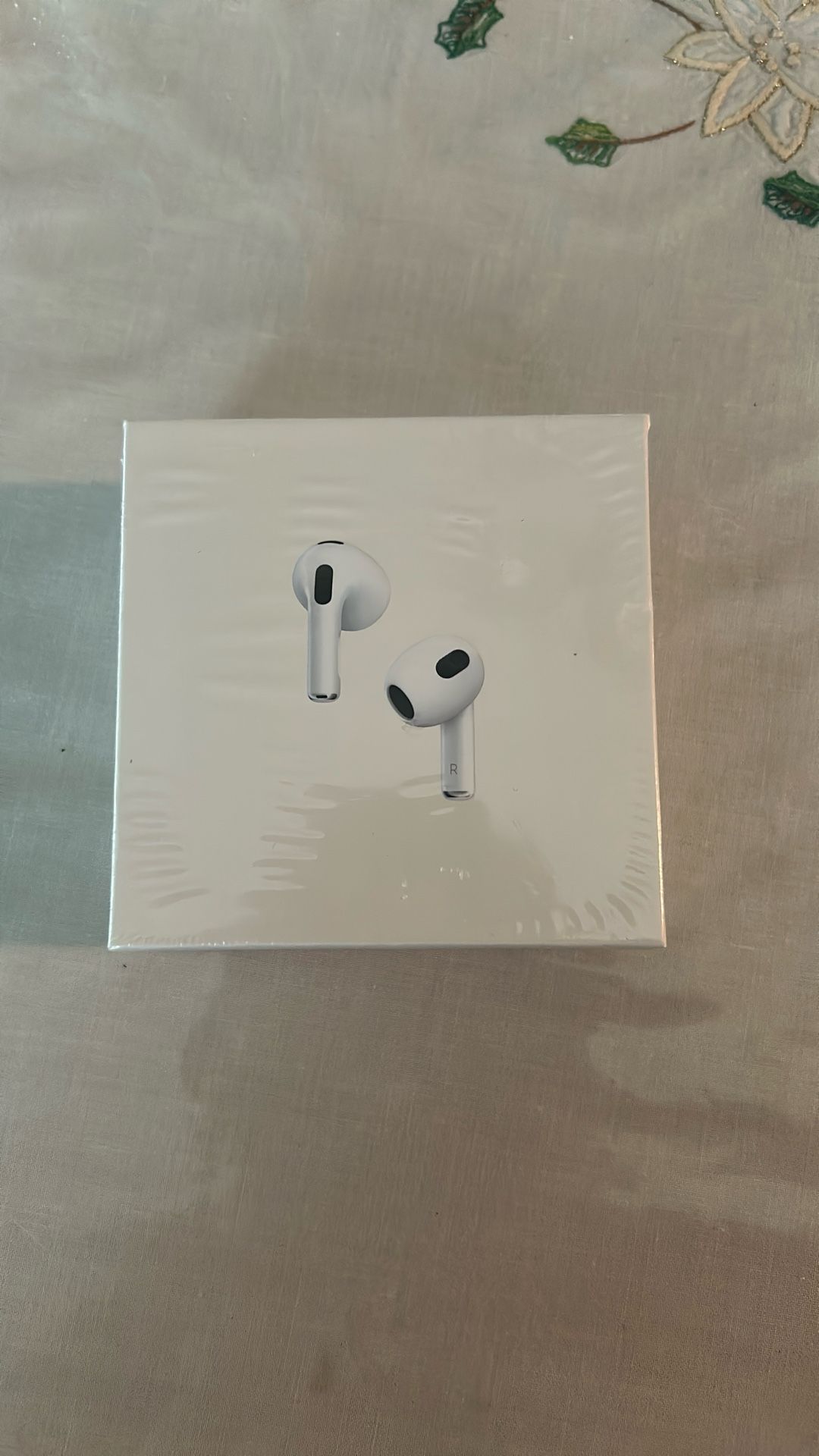 AirPods Gen 3