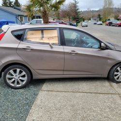 2012 Hyundai Accent For Parts 