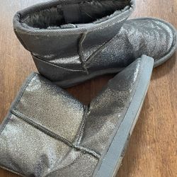 Justice Silver Girls Boots Size 2