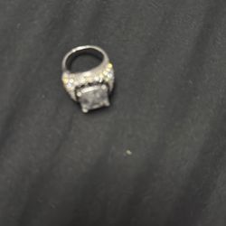  Fake Moissanite Ring 