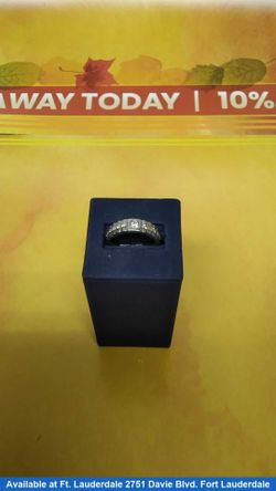 Ring - Wedding Band - Yellow Gold 14k (.585) 3.7 grams Size 10