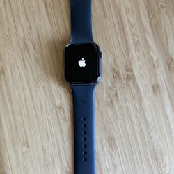  Apple Watch Series 4 GPS + Cellular, 44mm Space Gray Aluminum