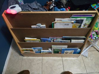 Kids bookshelf triangle dual side
