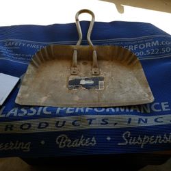 Dust Pan 