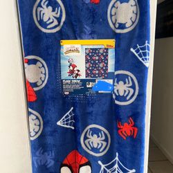 Spiderman blanket