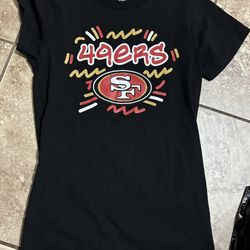 Little girls top Large 10/12