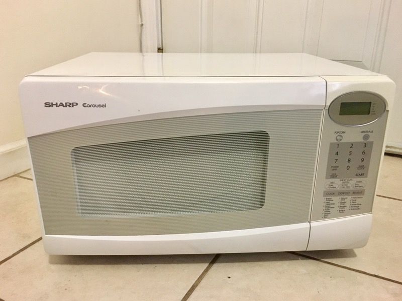 Sharp Carousel R-308JW 1100 Watts Microwave Oven LCD Display White Mid Size - Excellent Cond.