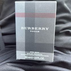 Burberry Men’s Caglone