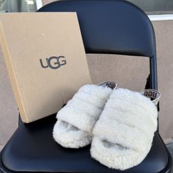 Uggs White Fluff