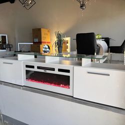 Nuevo Stand TV blanco