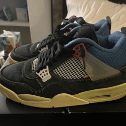 Union LA Jordan 4’s “Off Noirs”