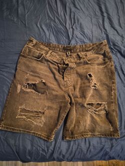 Forever 21 Men Distressed Denim Shorts size 36 $20