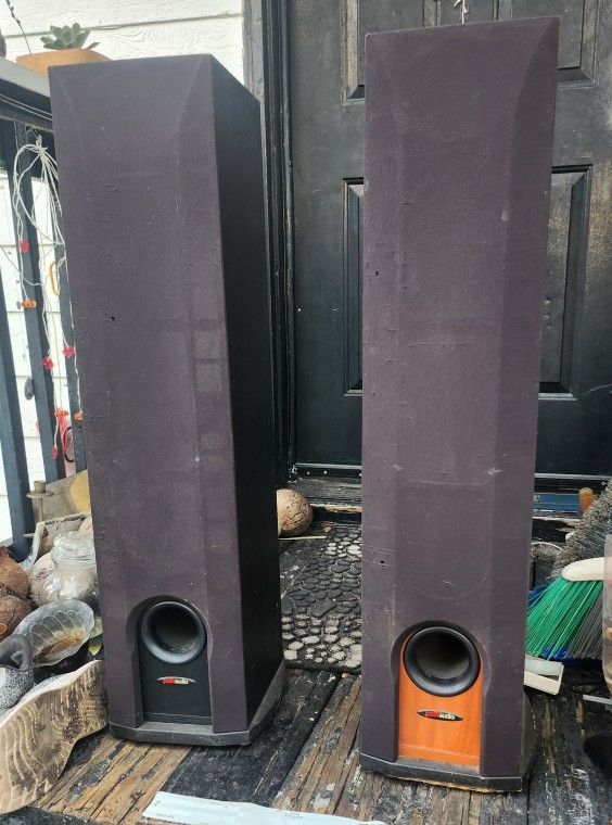 Polk Tower Speakers Both