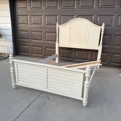 Beautiful Farmhouse Full Size Bed Frame 