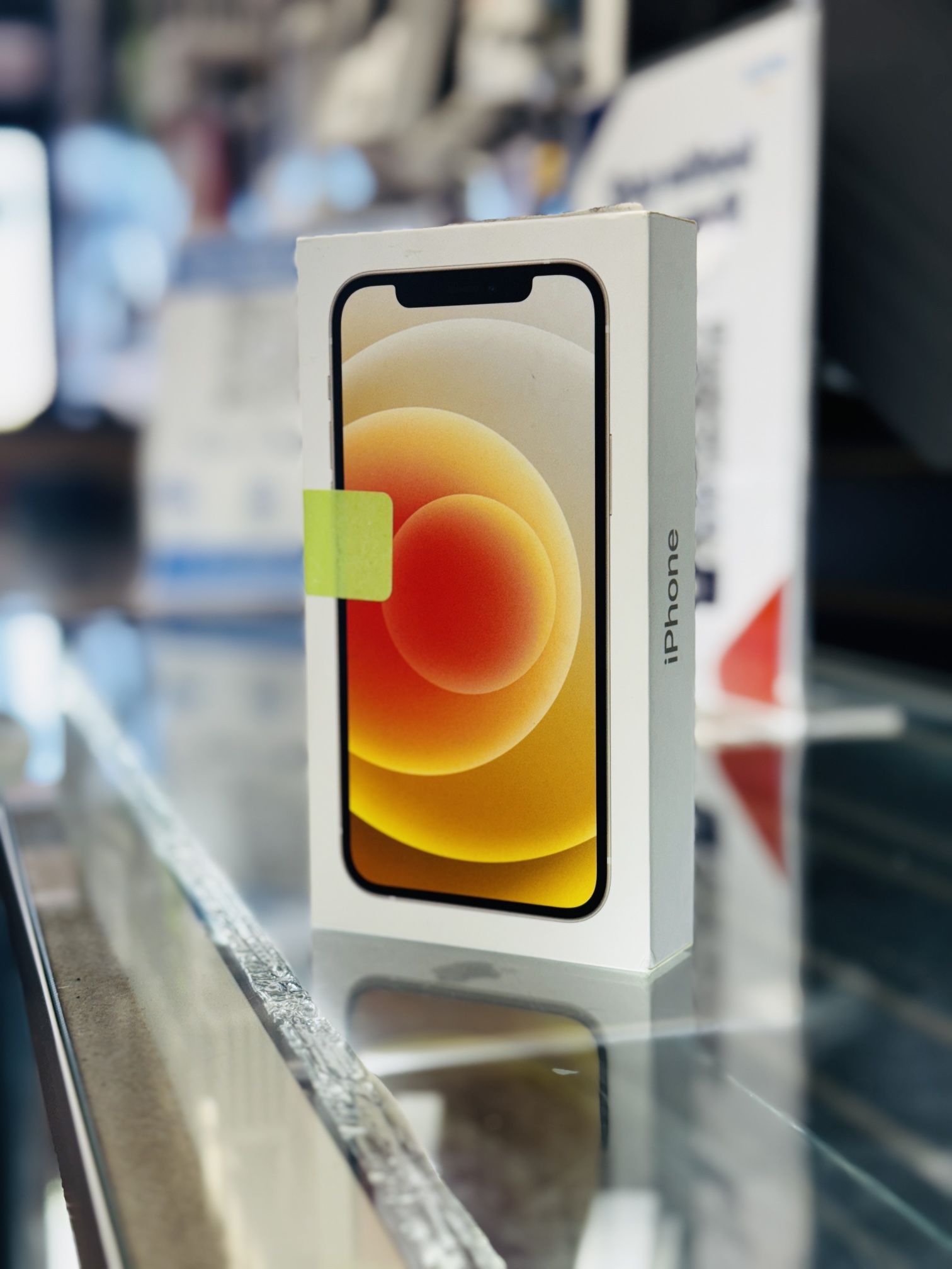 iPhone 12 (Factory Unlocked)
