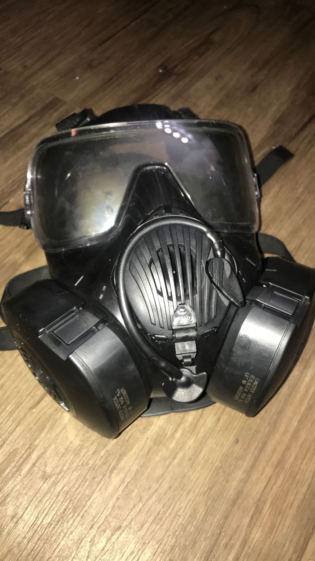 AVON M50 Gas Mask Small w/filters