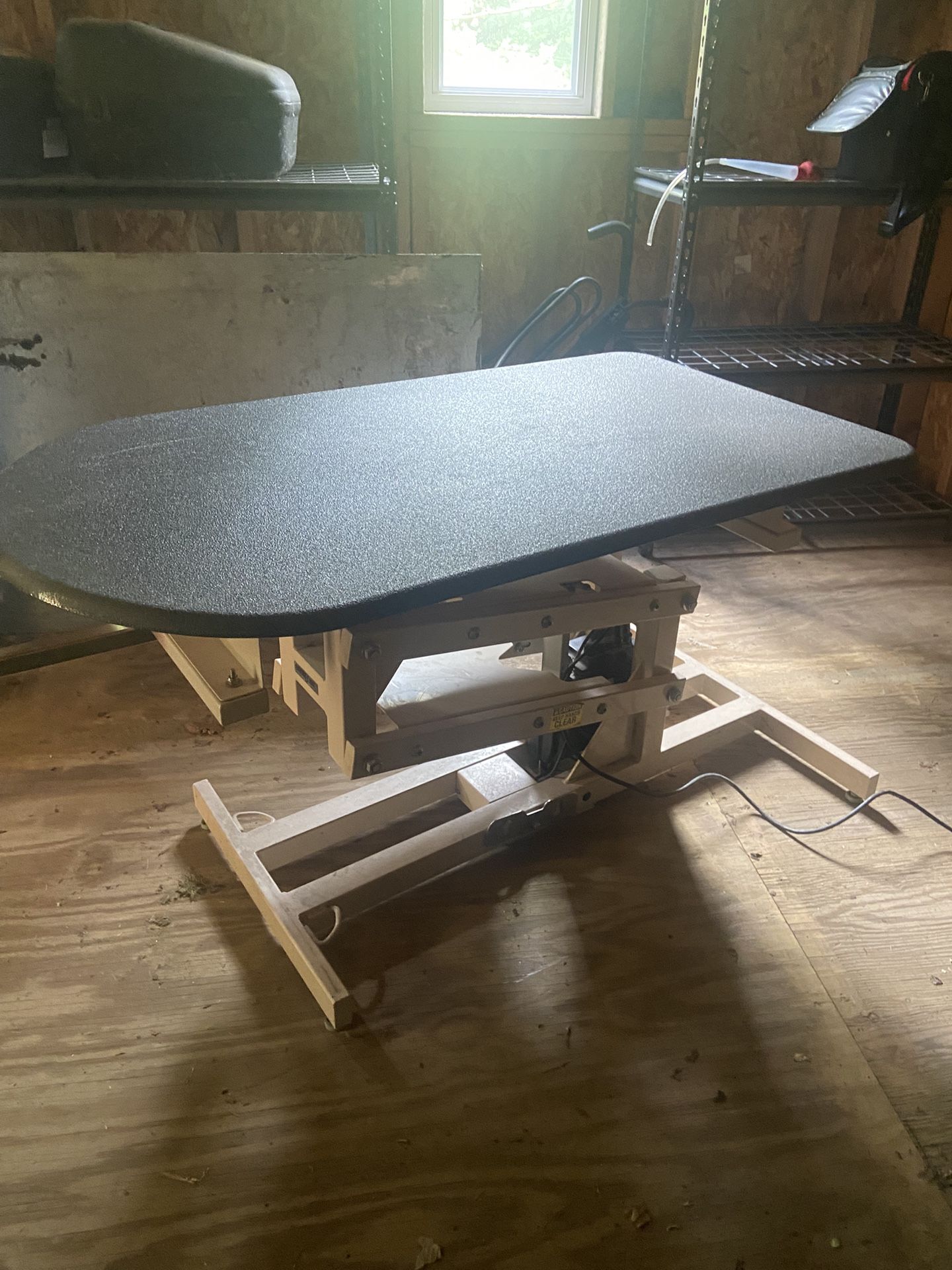 Shore-Line Grooming Table