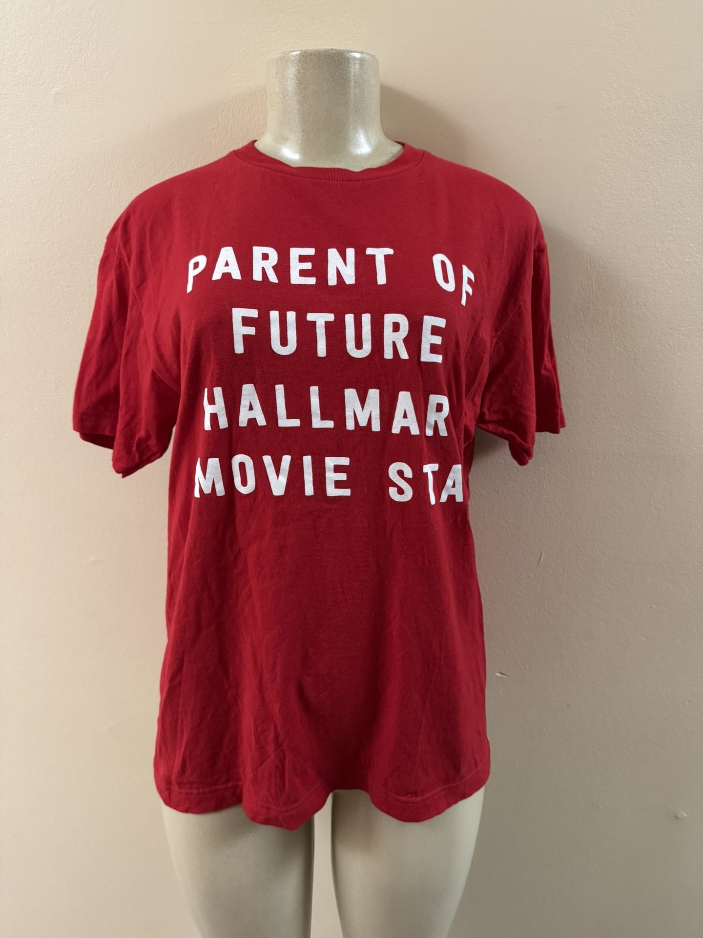 Red Hallmark Channel Parent Of Future Hallmark Movie Star T-Shirt Size M GUC