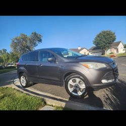 2014 Ford ESCAPE 84K MILES