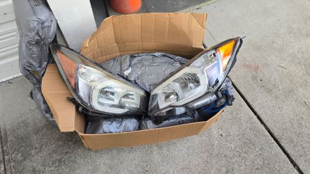 2014-2016 Subaru Forester headlights set, with C light