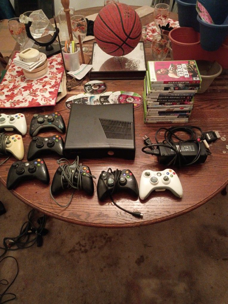 Xbox 360 Elite Bundle