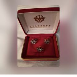 (VERY RARE)   Republic Of China Ministry Of National Defense 3 Pins Set