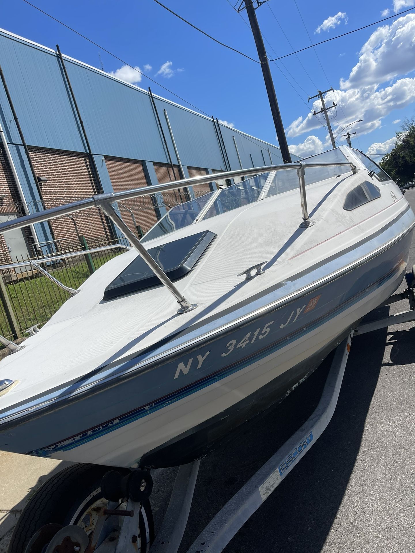 1989 Bay liner - With Trailer