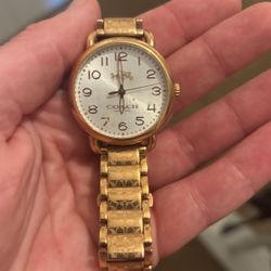Women’s Coach Watch