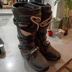 Alpinestars Tech 3. Size 7 