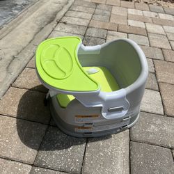 Infantino Baby Booster Seat With Tray 