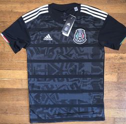 Mexico Home Kit Soccer Jersey Adidas Men’s Small Brand New