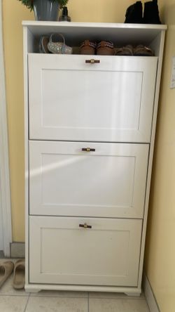 Shoes cabinet