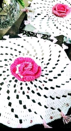 crochets table runner, decor, handmade, white,pink, boho style