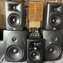 3 JBL Monitor Speakers And A Pair Of Sterling 8” With A Harbinger Bluetooth Mixer Everything Is In Great Condition Almost New Asking $400