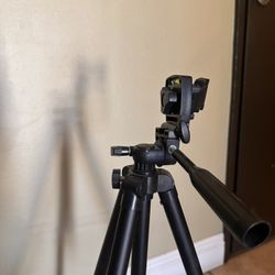 Phone tripod stand 