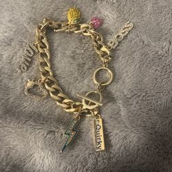 Gold Charm Bracelet 