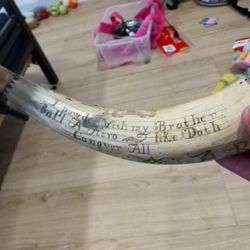 Replica Of A American Revolution Powder Horn