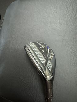 Left hand Mizuno clk22 hybrid like new